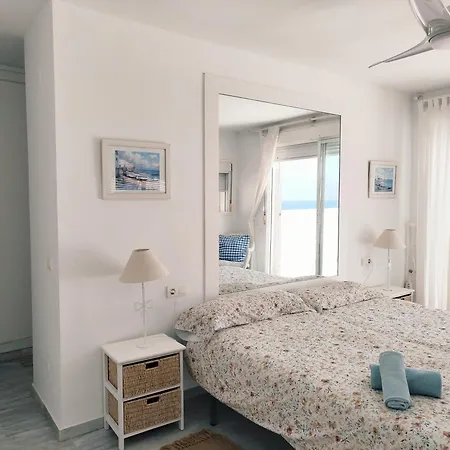 Hébergement de vacances Conil View Front House - Espectacular Casa Con Vistas Al Mar Y Acceso Directo A La Playa